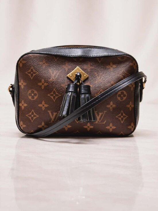 Louis Vuitton Handbags - Authentic Louis Vuitton Saintonge Crossbody Monogram Canvas LV Bag